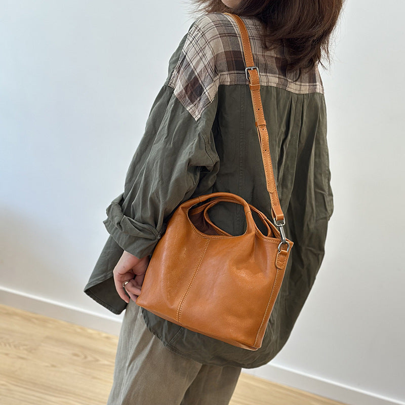 Women's Leather Crossbody Dumpling Bag | Retro Zipper Shoulder Bag