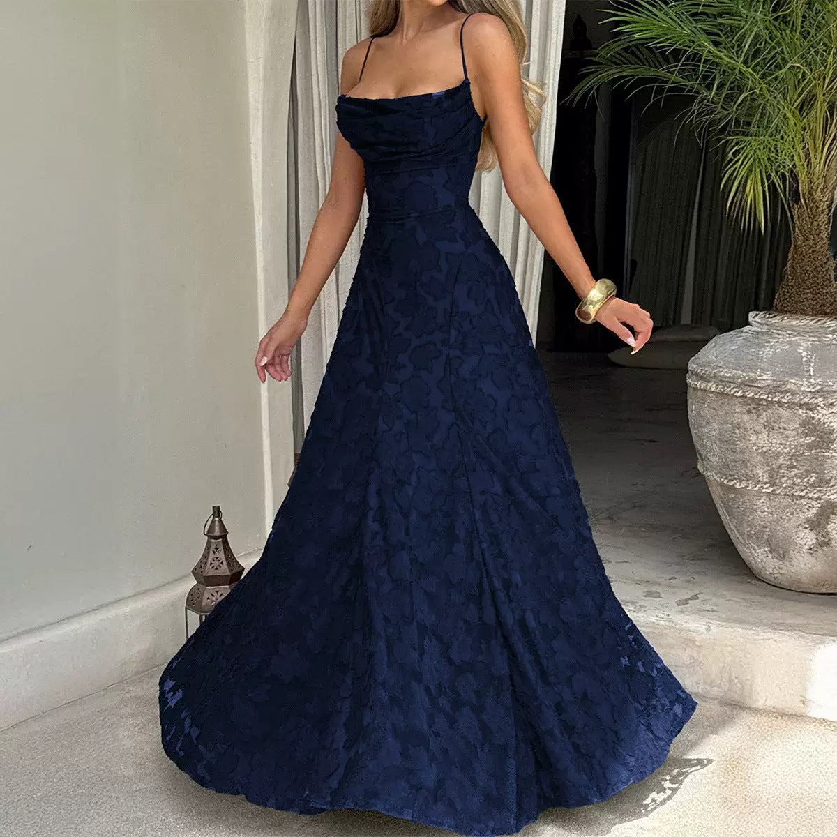 Women's Lace A-Line Evening Gown | Backless Spaghetti Strap Formal Maxi Dress