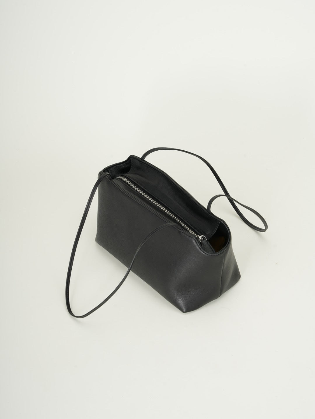 Women's Leather Underarm Shoulder Bag | Soft Structured Handbag