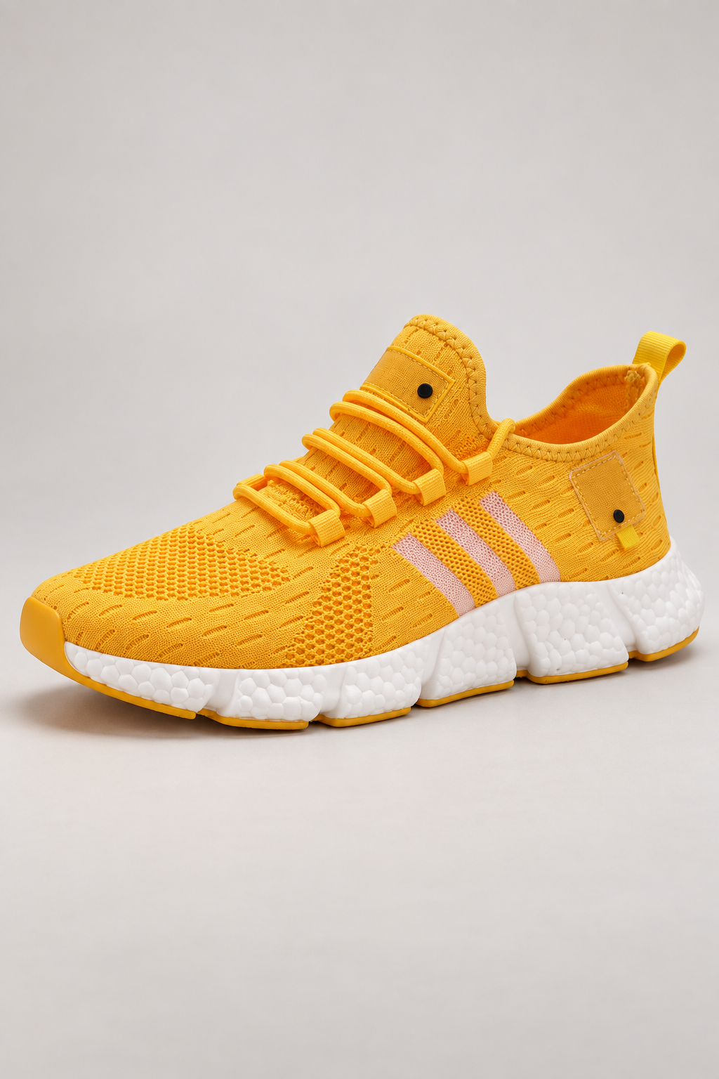 Men’s yellow knit lace-up sneakers with EVA sole construction
