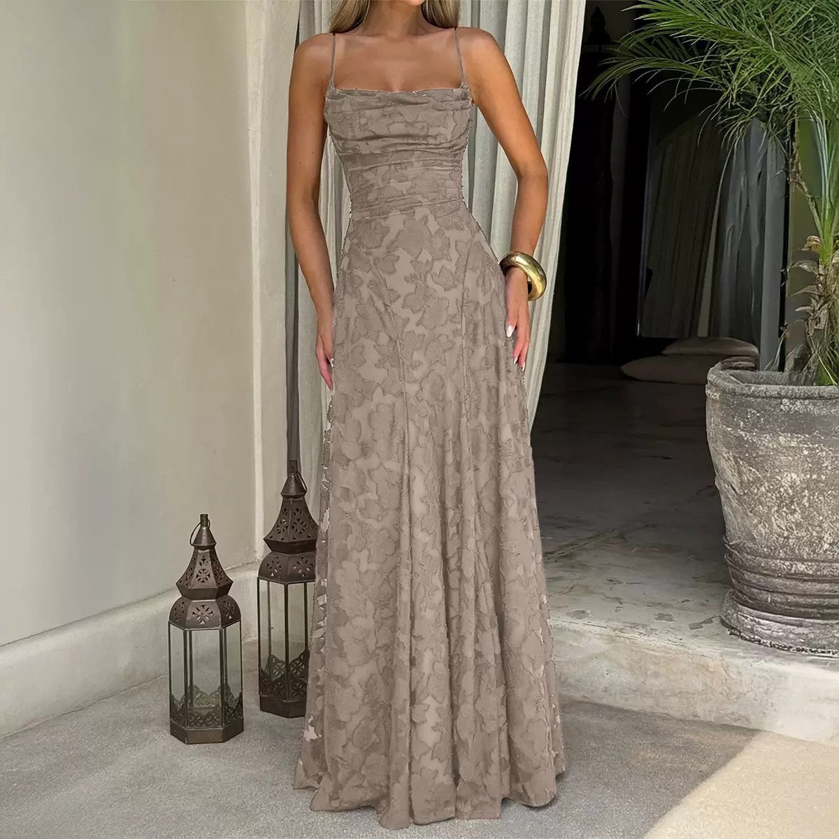 Women's Lace A-Line Evening Gown | Backless Spaghetti Strap Formal Maxi Dress